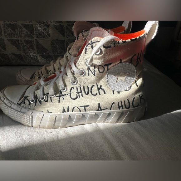 Converse - Picture 3 of 5